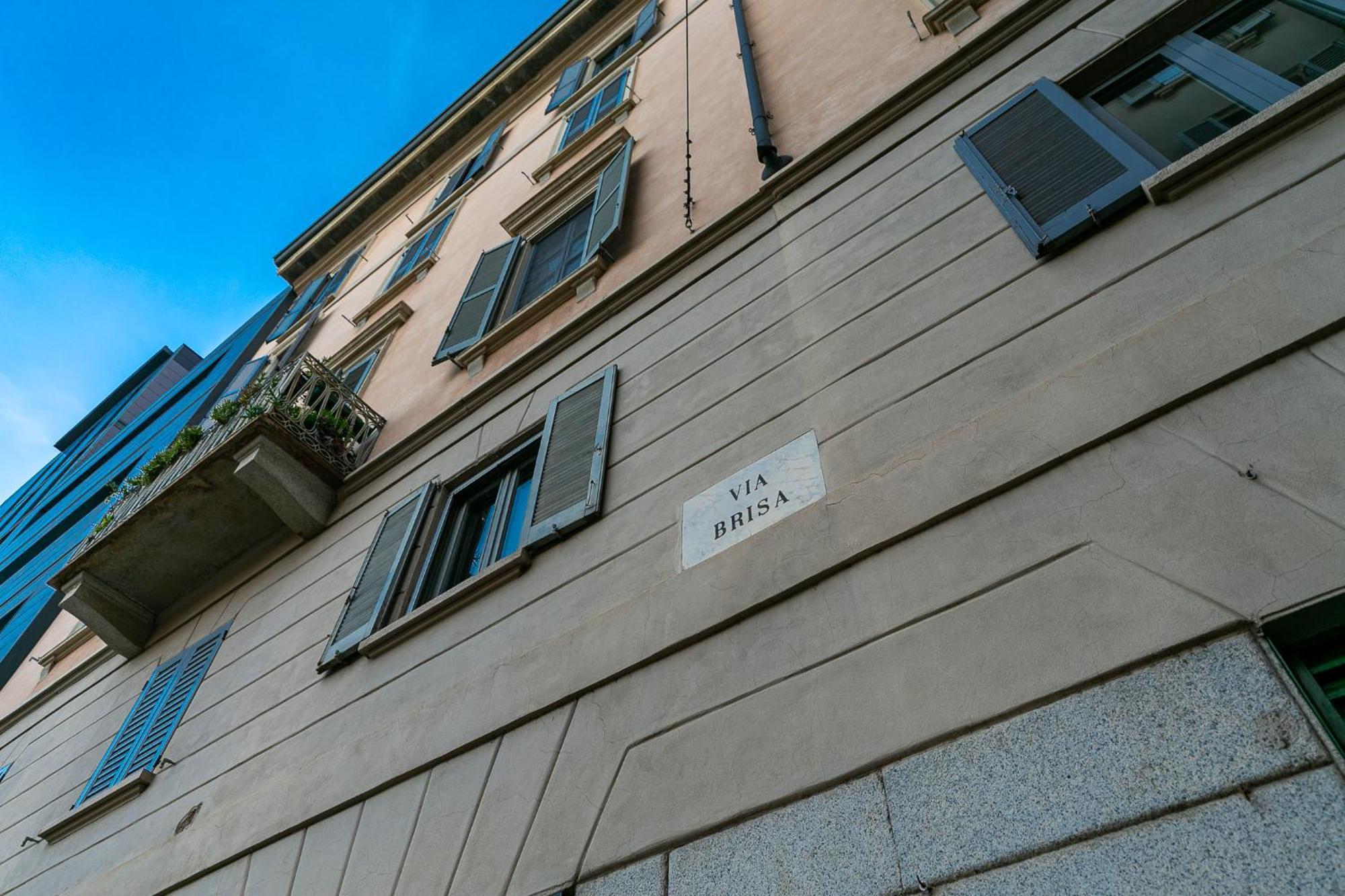 Dream Suites Milano Brisa Meravigli Exterior photo